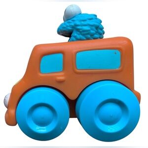 2011 Hasbro Sesame Street Cookie Monster